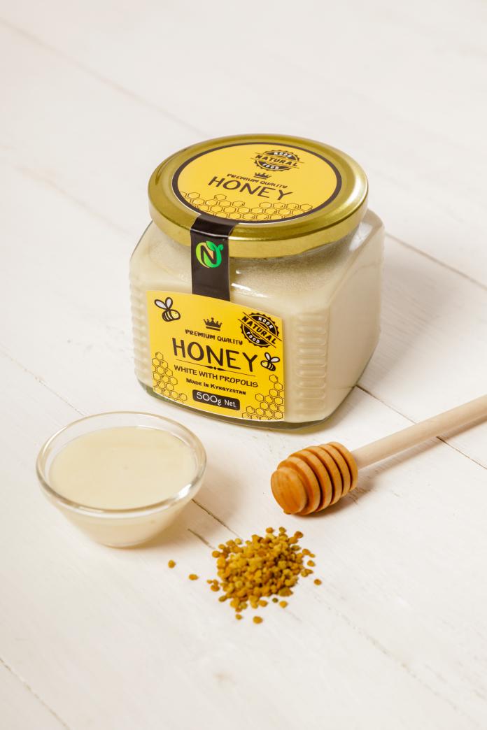 White Honey with Propolis